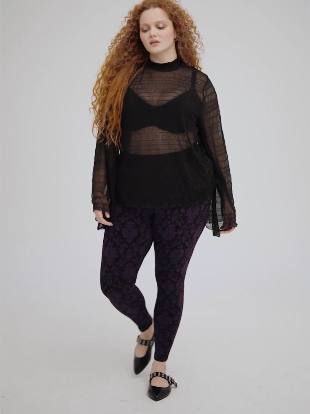 Torrid Nightfall Medieval Damask Black Purple Leggings NWT Size 1 US 14/16